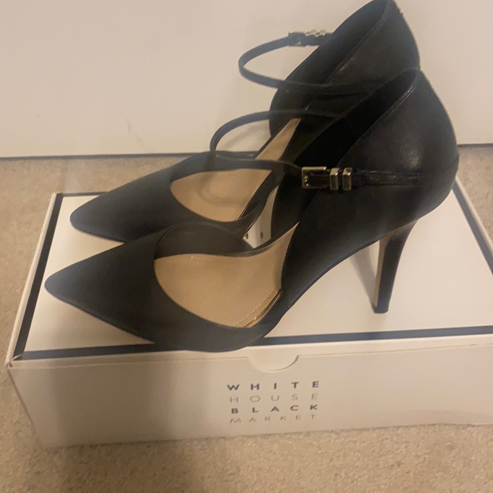Gorgeous White House Black Market heels!